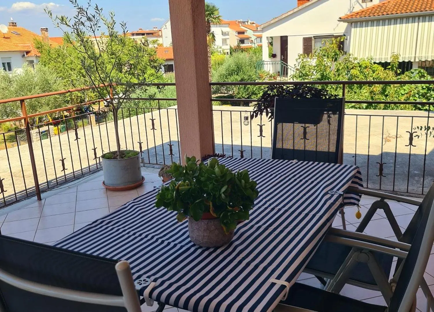 Apartments Ada Rovigno 0*,